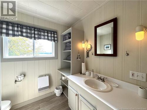 27 Smythe Lane, Oak Bay, NB - Indoor Photo Showing Bathroom