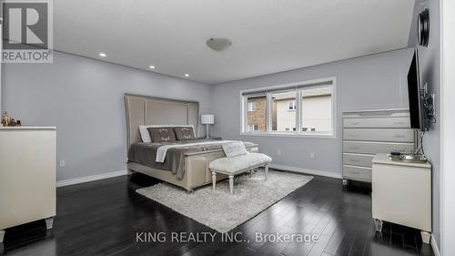 9 Monkton Circle, Brampton, ON - Indoor Photo Showing Bedroom