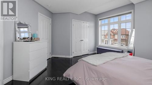 9 Monkton Circle, Brampton, ON - Indoor Photo Showing Bedroom