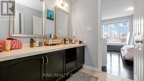 9 Monkton Circle, Brampton, ON - Indoor Photo Showing Bathroom