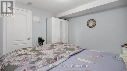 9 Monkton Circle, Brampton, ON - Indoor Photo Showing Bedroom