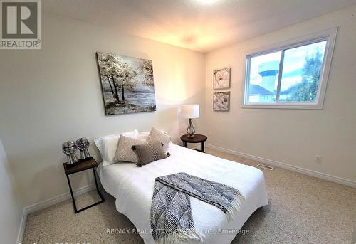 160 Brenneman Drive, Wilmot, ON - Indoor Photo Showing Bedroom