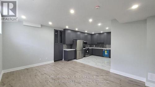 Bsmt - 19 Falkland Road, Brampton, ON - Indoor Photo Showing Kitchen