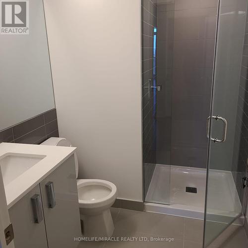 2406 - 30 Gibbs Road E, Toronto, ON - Indoor Photo Showing Bathroom