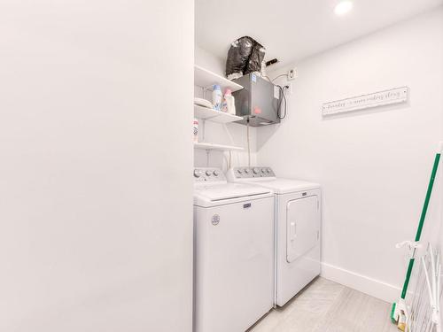 Salle de lavage - 753 Av. Bloomfield, Montréal (Outremont), QC - Indoor Photo Showing Laundry Room