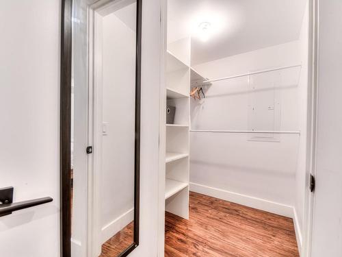 753 Av. Bloomfield, Montréal (Outremont), QC - Indoor With Storage