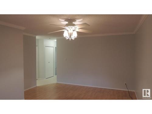 11839 54 St Nw, Edmonton, AB - Indoor Photo Showing Other Room