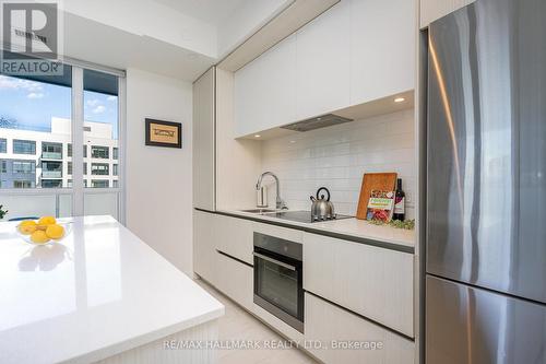 503 - 34 Tubman Avenue, Toronto, ON - Indoor Photo Showing Kitchen