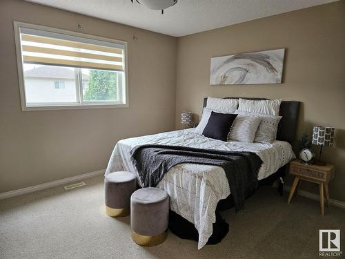 3730 12 St Nw, Edmonton, AB - Indoor Photo Showing Bedroom