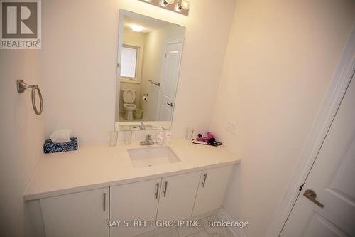 Room - 152 Ben Sinclair Avenue, East Gwillimbury, ON - Indoor Photo Showing Bathroom