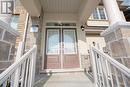 Room - 152 Ben Sinclair Avenue, East Gwillimbury, ON  - Outdoor 