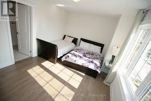 Room - 152 Ben Sinclair Avenue, East Gwillimbury, ON - Indoor Photo Showing Bedroom