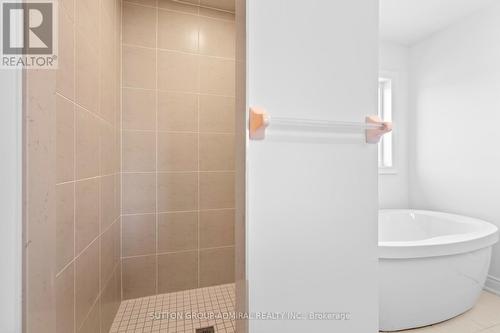 22 Autumn Drive, Wasaga Beach, ON - Indoor Photo Showing Bathroom