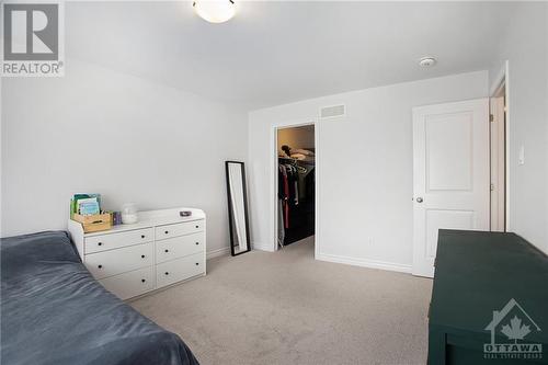 811 Clapham Terrace, Ottawa, ON - Indoor Photo Showing Bedroom