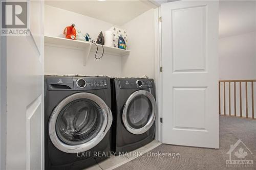 811 Clapham Terrace, Ottawa, ON - Indoor Photo Showing Laundry Room