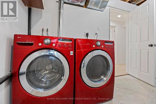 1230 Oakhill Avenue, Oshawa, ON - Indoor Photo Showing Laundry Room