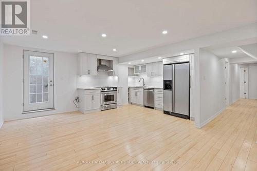 1230 Oakhill Avenue, Oshawa, ON - Indoor Photo Showing Kitchen