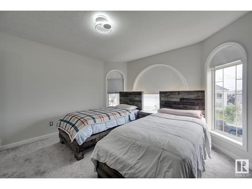 8616 159A Av Nw, Edmonton, AB - Indoor Photo Showing Bedroom