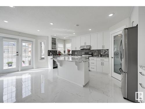 8616 159A Av Nw, Edmonton, AB - Indoor Photo Showing Kitchen With Upgraded Kitchen