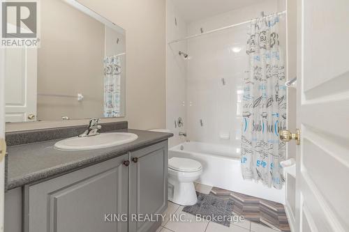 8 Overglen Court, Brampton, ON - Indoor Photo Showing Bathroom