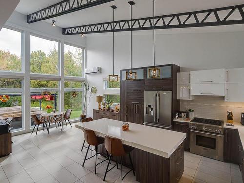 Kitchen - 995 Ch. Godin, Sherbrooke (Brompton/Rock Forest/Saint-Élie/Deauville), QC - Indoor Photo Showing Kitchen With Upgraded Kitchen