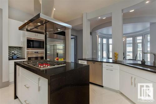 3510 Watson Sw, Edmonton, AB - Indoor Photo Showing Kitchen