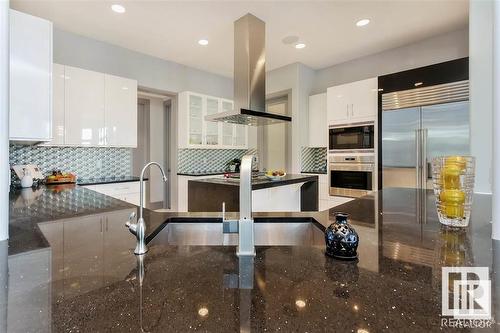 3510 Watson Sw, Edmonton, AB - Indoor Photo Showing Kitchen With Double Sink With Upgraded Kitchen