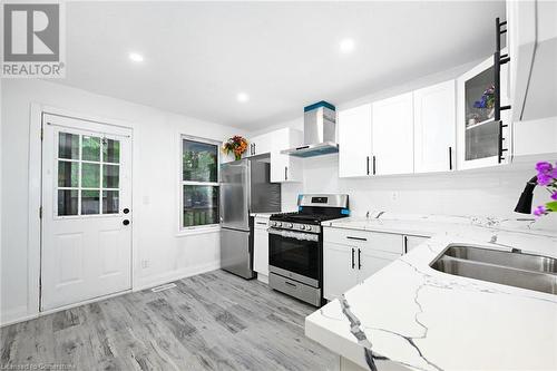 198 Province Street N, Hamilton, ON - Indoor Photo Showing Kitchen With Double Sink