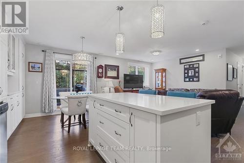 2 - 345 Tribeca Street, Ottawa, ON - Indoor Photo Showing Kitchen With Upgraded Kitchen