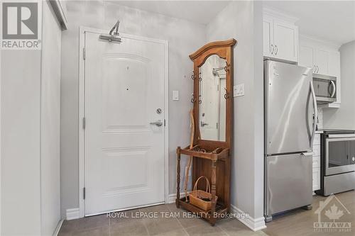 2 - 345 Tribeca Private, Ottawa, ON - Indoor Photo Showing Kitchen