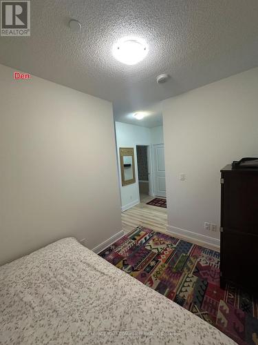 515B - 9600 Yonge Street, Richmond Hill, ON - Indoor Photo Showing Bedroom