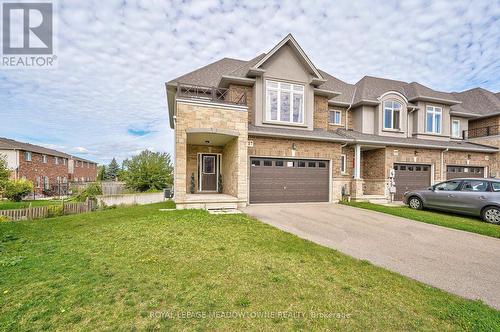 17 Pinot Crescent, Hamilton, ON - Outdoor With Facade