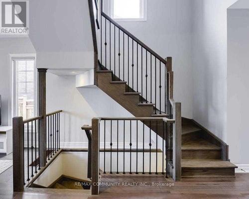 162 Walker Boulevard, New Tecumseth, ON - Indoor Photo Showing Other Room