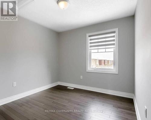 162 Walker Boulevard, New Tecumseth, ON - Indoor Photo Showing Other Room