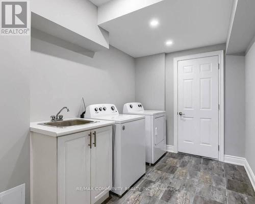 162 Walker Boulevard, New Tecumseth, ON - Indoor Photo Showing Laundry Room