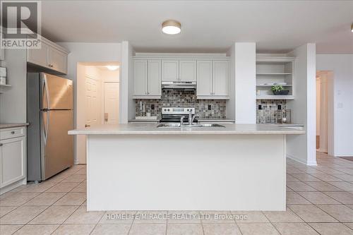 70 Steele Street, New Tecumseth, ON - Indoor Photo Showing Kitchen