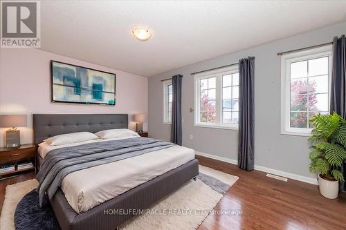 70 Steele Street, New Tecumseth, ON - Indoor Photo Showing Bedroom