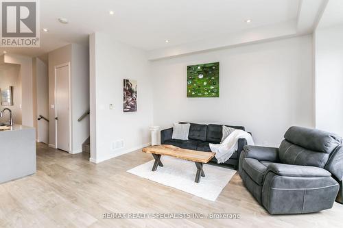 264 Vellwood Common, Oakville, ON - Indoor Photo Showing Living Room