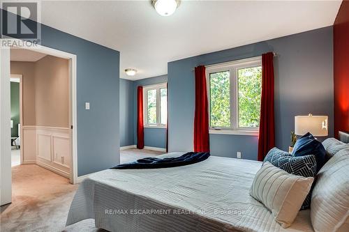 2313 Homer Drive, Burlington, ON - Indoor Photo Showing Bedroom