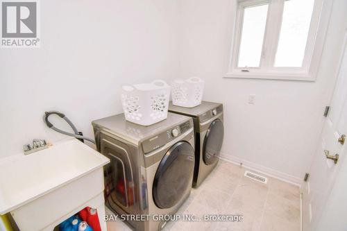 9 Copperhill Heights, Barrie, ON - Indoor Photo Showing Laundry Room