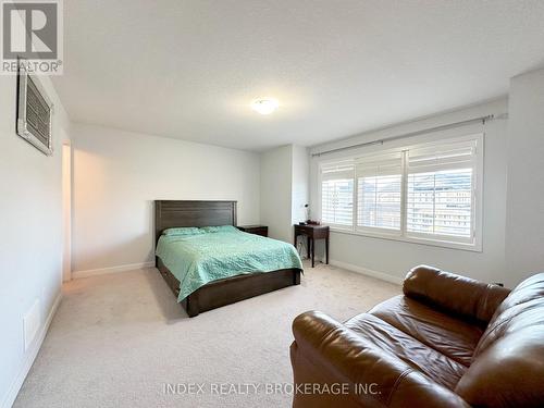 268 Crafter Crescent, Hamilton, ON - Indoor Photo Showing Bedroom