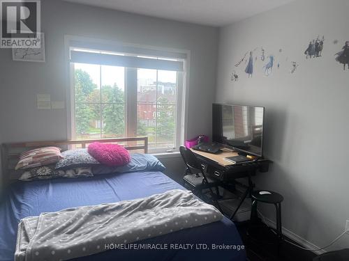 5 - 2579 Sixth Line, Oakville, ON - Indoor Photo Showing Bedroom