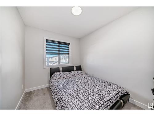 3248 Kulay Wy Sw, Edmonton, AB - Indoor Photo Showing Bedroom