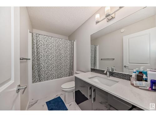 3248 Kulay Wy Sw, Edmonton, AB - Indoor Photo Showing Bathroom