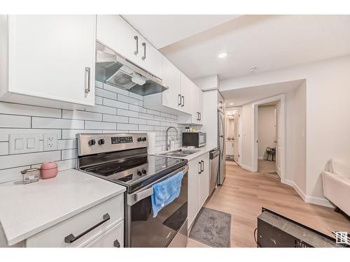 3248 Kulay Wy Sw, Edmonton, AB - Indoor Photo Showing Kitchen With Stainless Steel Kitchen With Upgraded Kitchen