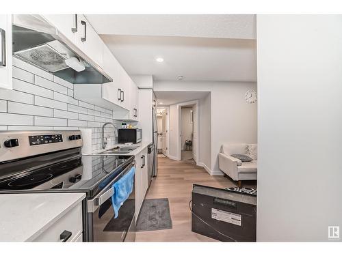 3248 Kulay Wy Sw, Edmonton, AB - Indoor Photo Showing Kitchen With Stainless Steel Kitchen