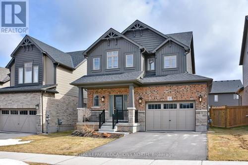 11 Spencer Street, Collingwood, ON - Outdoor With Facade