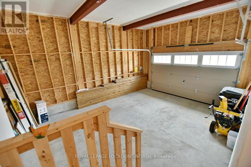 11 Spencer Street, Collingwood, ON - Indoor Photo Showing Garage