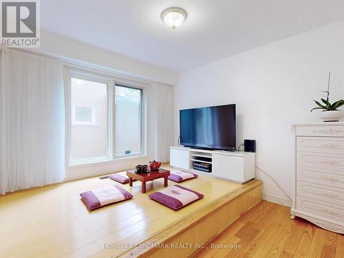 64 Bradgate Drive, Markham, ON - Indoor Photo Showing Bedroom