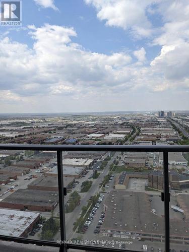 3915 - 1000 Portage Parkway, Vaughan, ON - Outdoor With Balcony With View